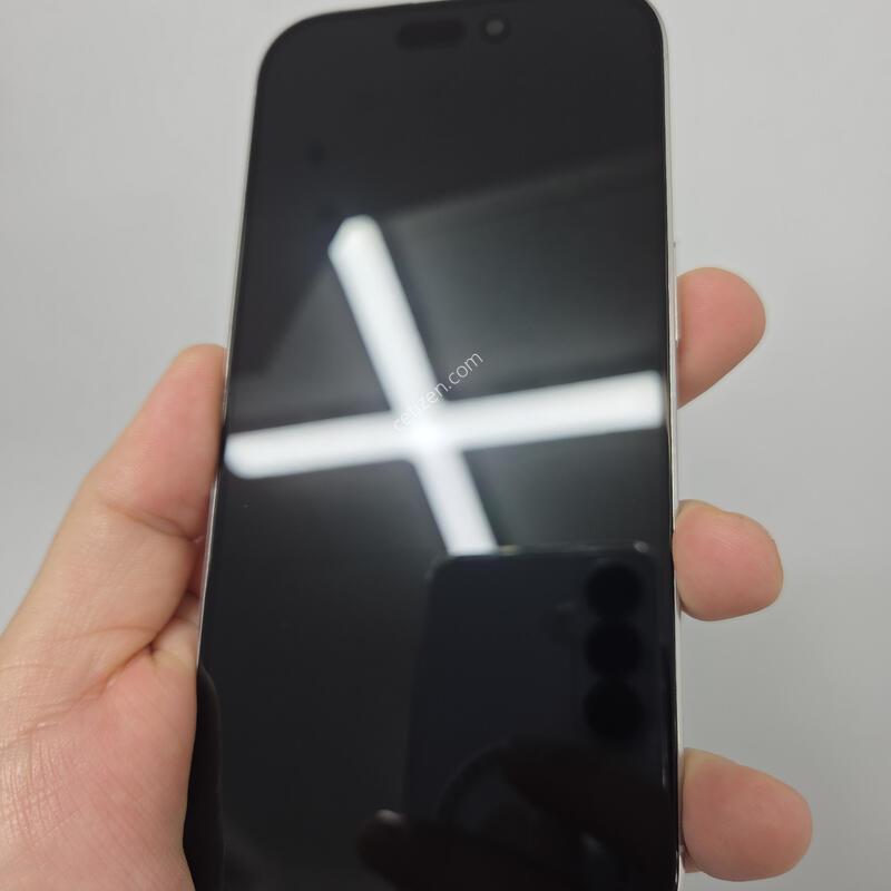 ������16���� 128GB ȭ��Ʈ ���͸�88%