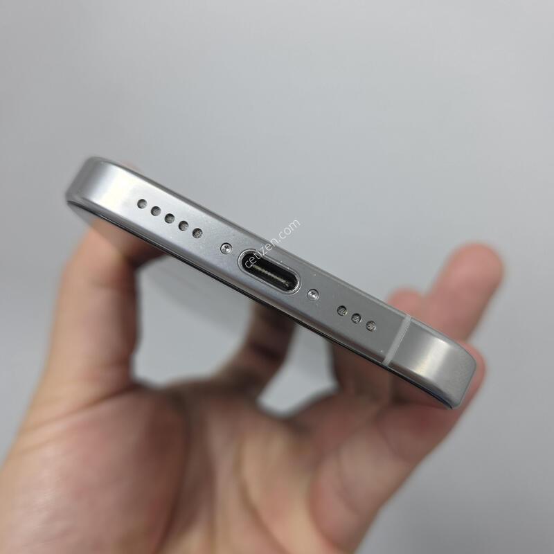 ������16���� 128GB ȭ��Ʈ ���͸�88%
