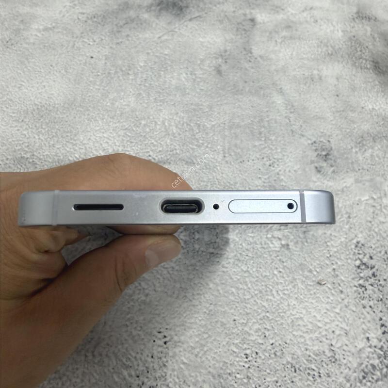 ������S25 ��ī�̺��� A�� 512GB