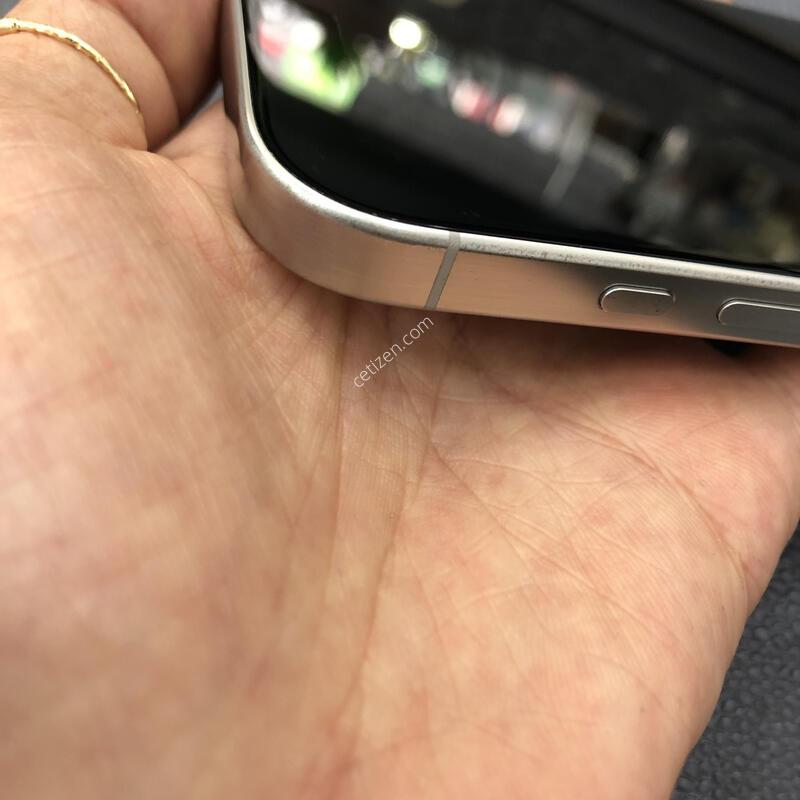 ������16���� ȭ��Ʈ 256G,����� ���ƿ�,���͸�����87%,����������