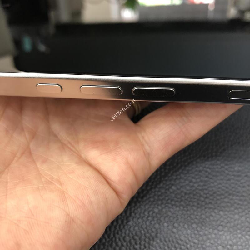 ������16���� ȭ��Ʈ 256G,����� ���ƿ�,���͸�����87%,����������