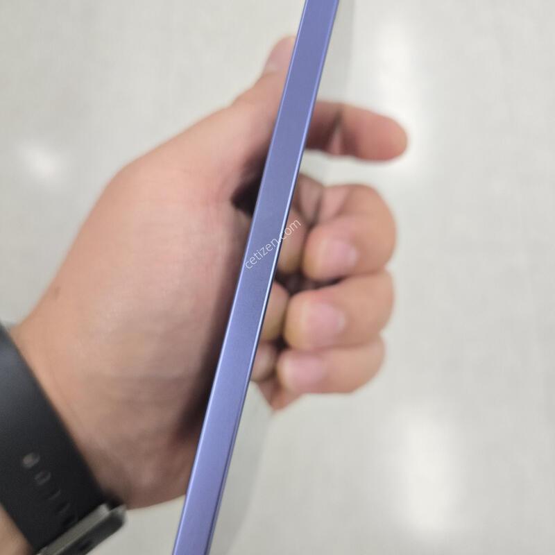 ������ S26�÷��� S26+ 256GB �ڹ�Ʈ ���̿÷� �ܼ����� �̻�� ��ǰ �˴ϴ�.