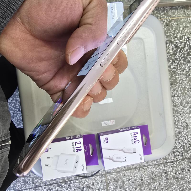 SK S22+(S906) 256G ��ũ���� ����� �˴ϴ�
