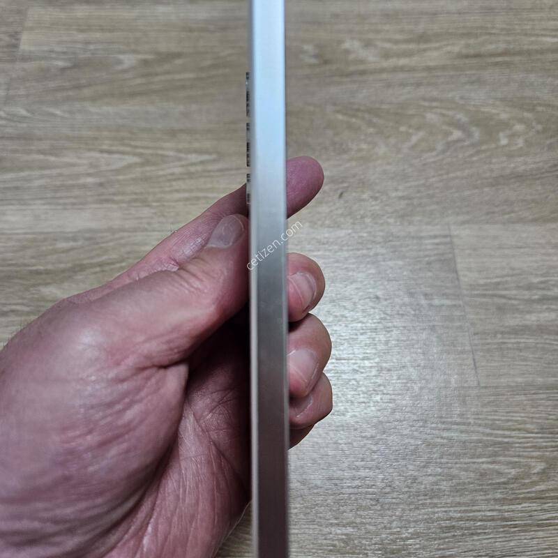 ������ S24 �÷��� ���� ���ο� �ֻ������