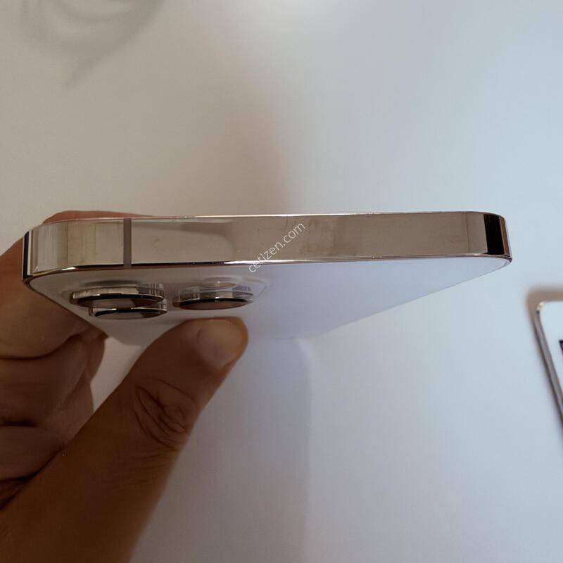 ������12���θƽ� 128G �Ǹ��մϴ�.