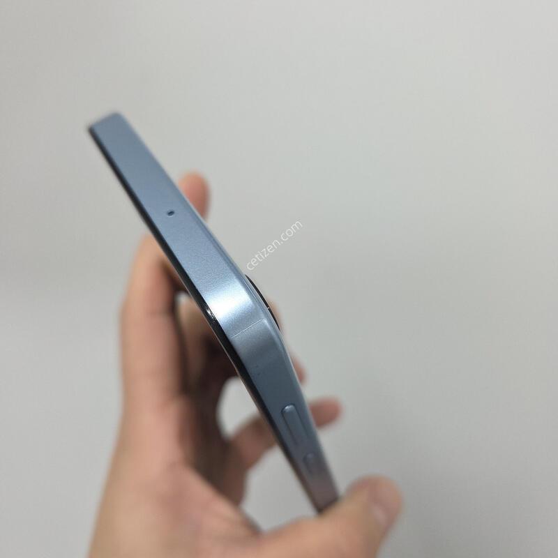������ ���̵�7 128GB