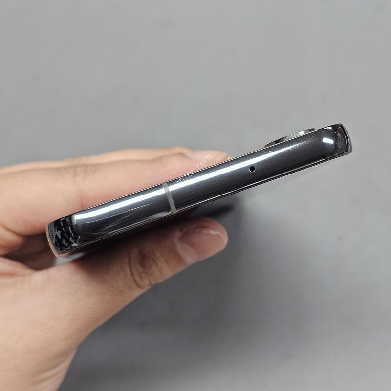 �Ｚ ������ s23�÷��� 256GB �׸� �������� ���ܻ� AA�� �߰��� ~!