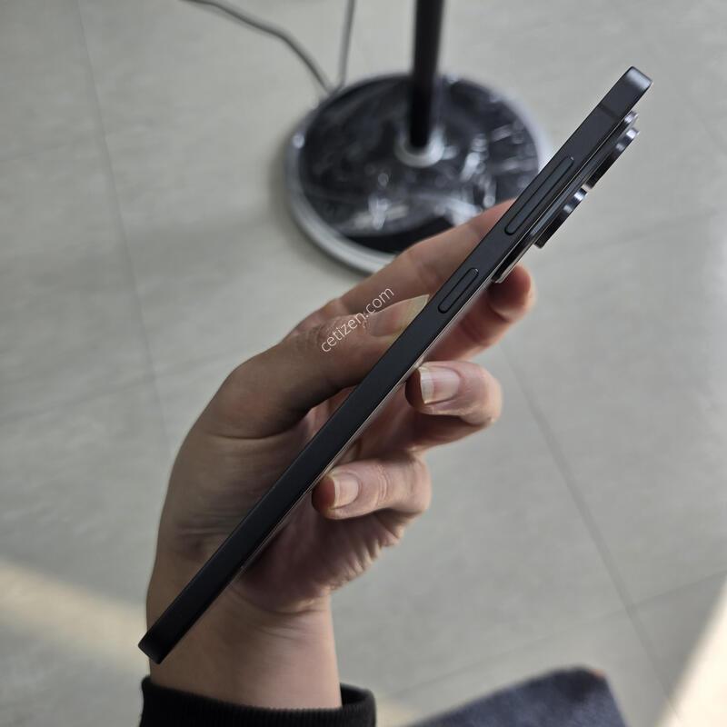 SS�� ������ S25���� ���� �ڱ��� 256GB �����