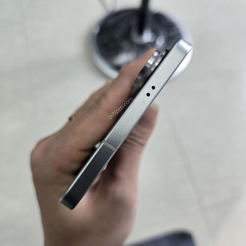 SS�� ������ S25���� �ǹ� �ڱ��� 256GB �����