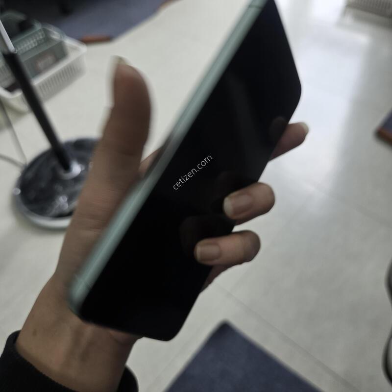 ������ S25+ ��Ʈ 512GB ���ܻ� �������� ������