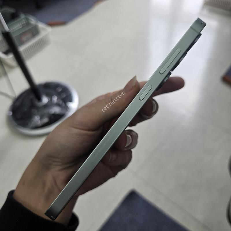 ������ S25+ ��Ʈ 512GB ���ܻ� �������� ������