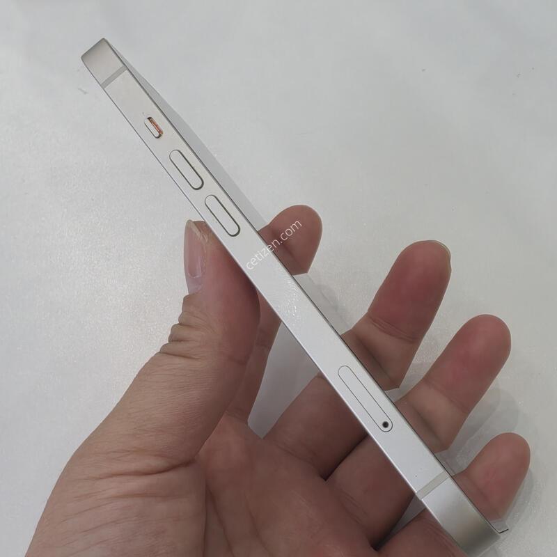 IP 13 128G ȭ��Ʈ