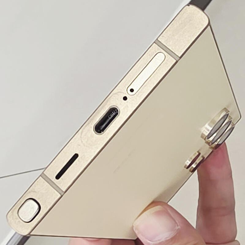 ������ S24 ��Ʈ�� ƼŸ�� ���ο� 256GB ������ �� �Ǹ�
