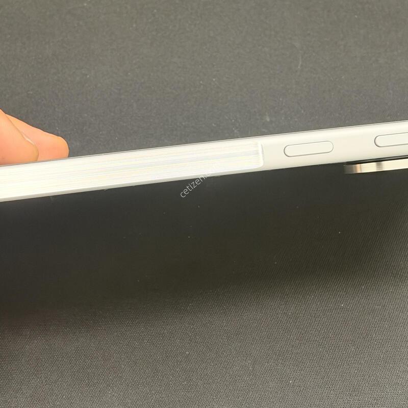 ����6 128GB ȭ��Ʈ���� [ SS��� ] ���̽� �� �ʸ�����