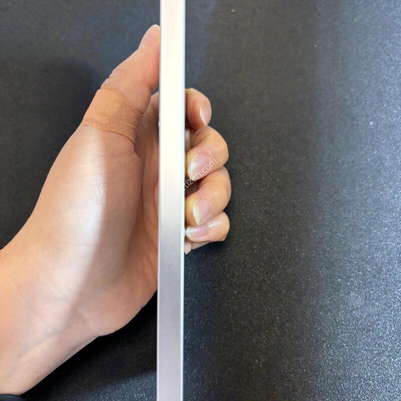 ������ S26 ��Ʈ��_256G(ȭ��Ʈ) ��SS�� �Ǹ��մϴ�.