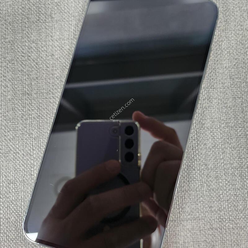 S23 �÷��� 512G �Ǹ��մϴ�