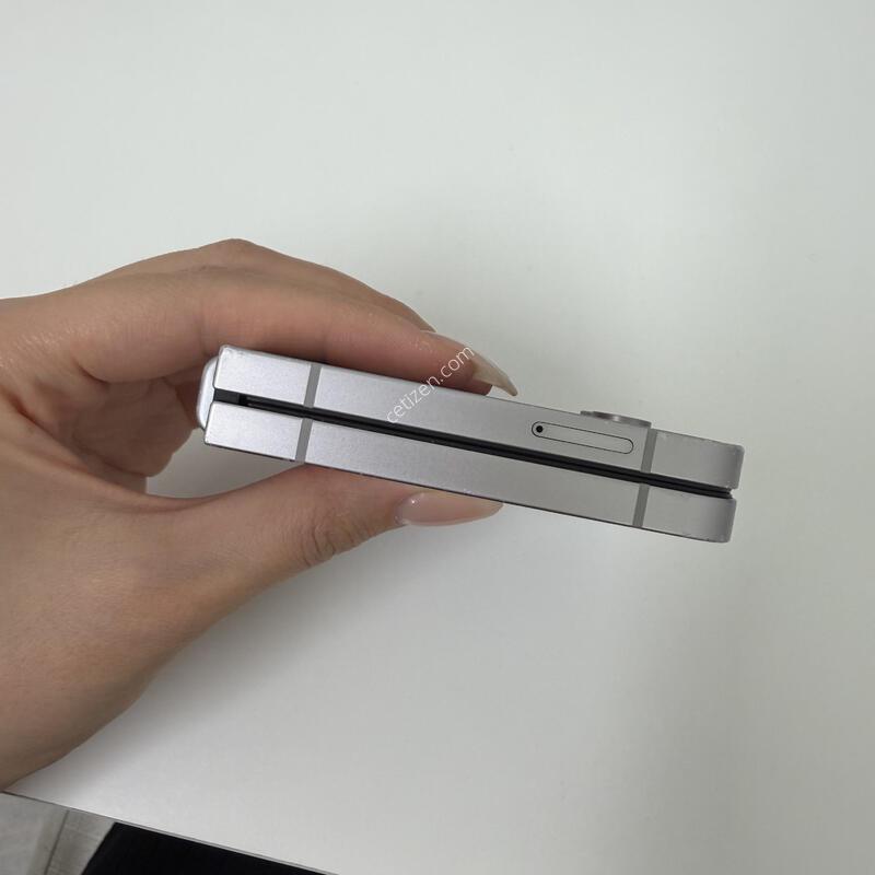 ������Z�ø�6 �׷��� 256GB