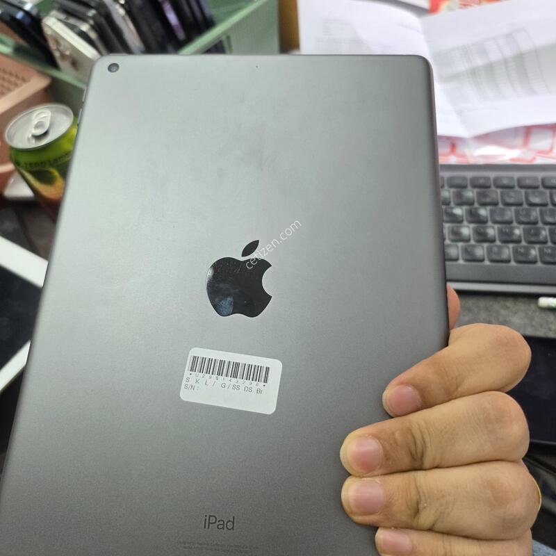 (804)�����е�9����