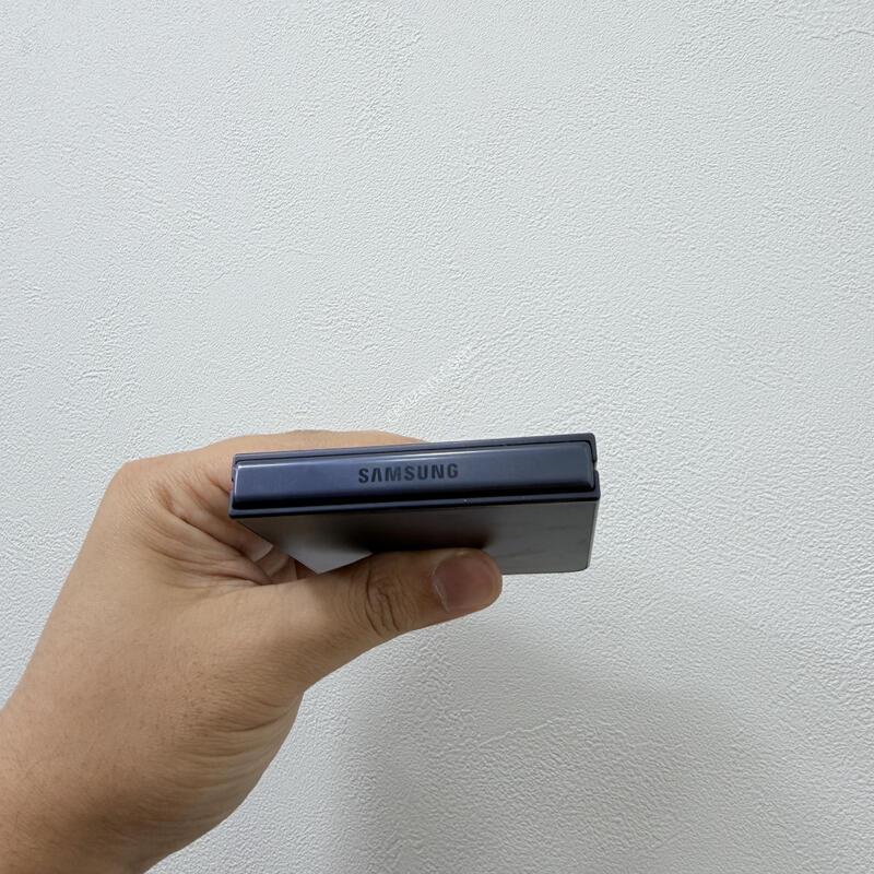 �Ｚ ������ �ø�7 ���� 256GB