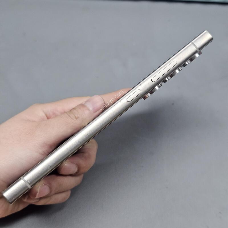 �Ｚ ������ S24��Ʈ�� 512GB �ڱ��� ƼŸ�����̿÷� ���ܻ� �߰���~!