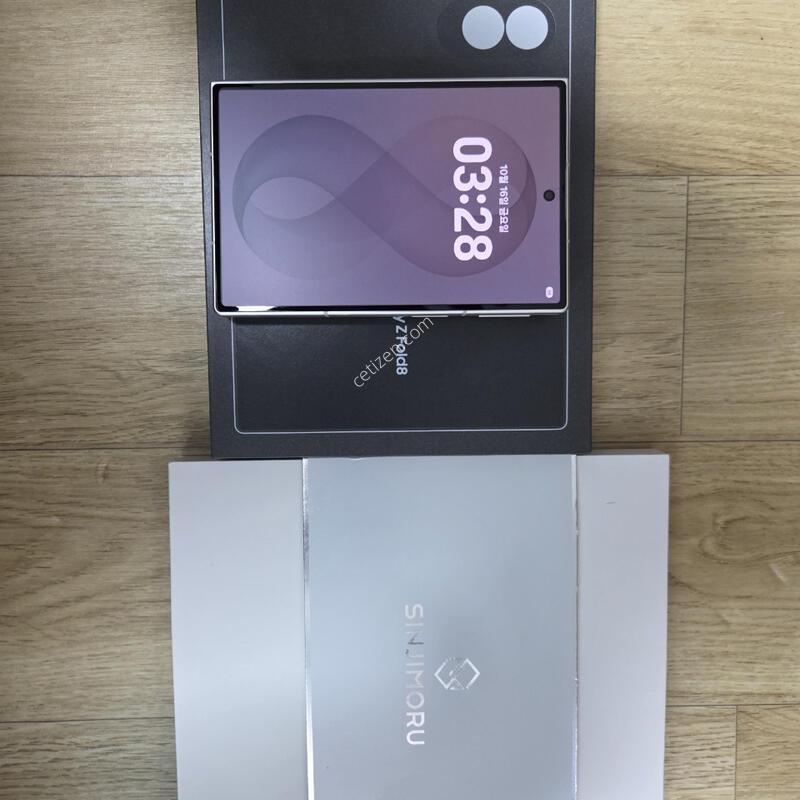 ������ Z����8