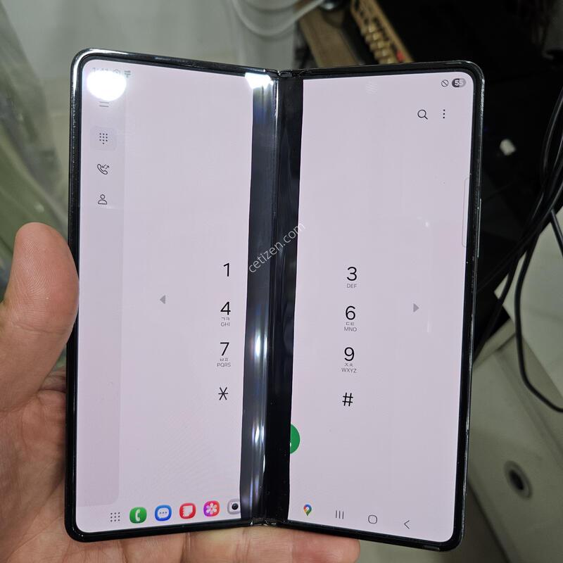 ����4 256GB