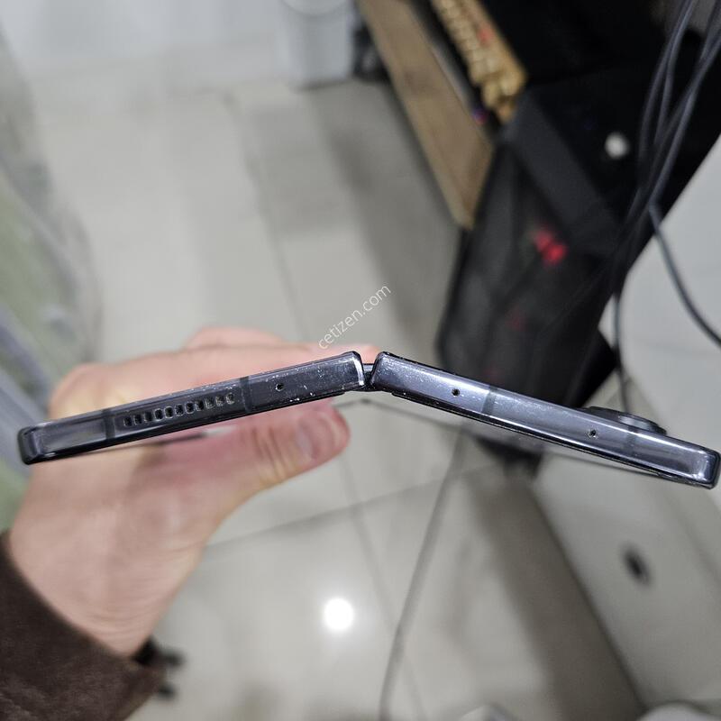 ����4 256GB