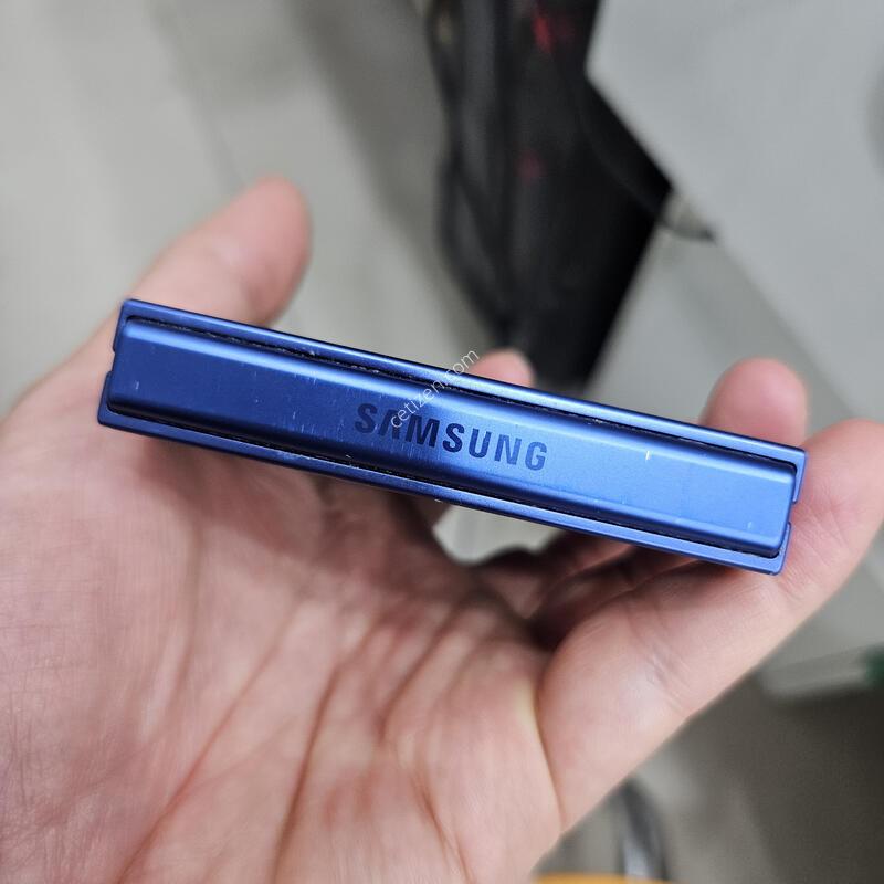 �ø�7 512GB