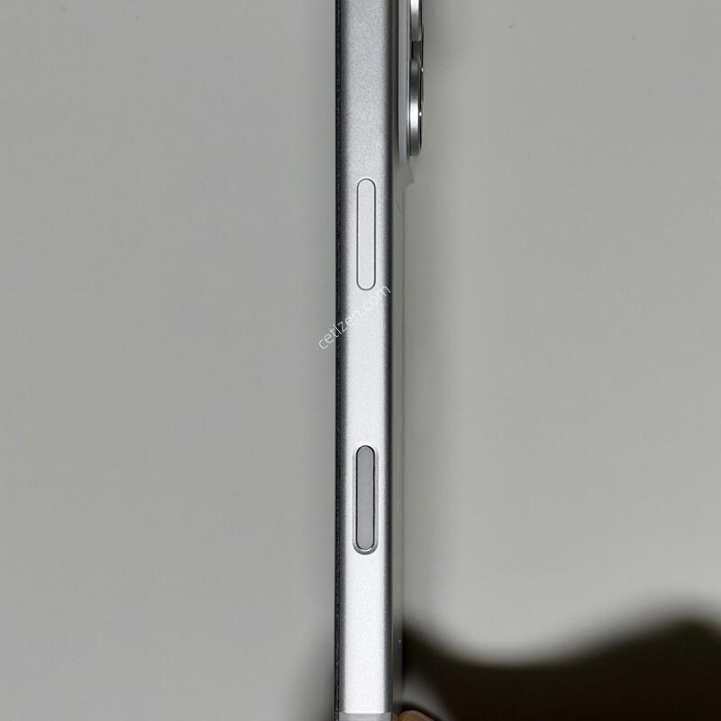 ������ 17 Pro �ǹ� 512GB Ǯ�ڽ���Ʈ �Ǹ�