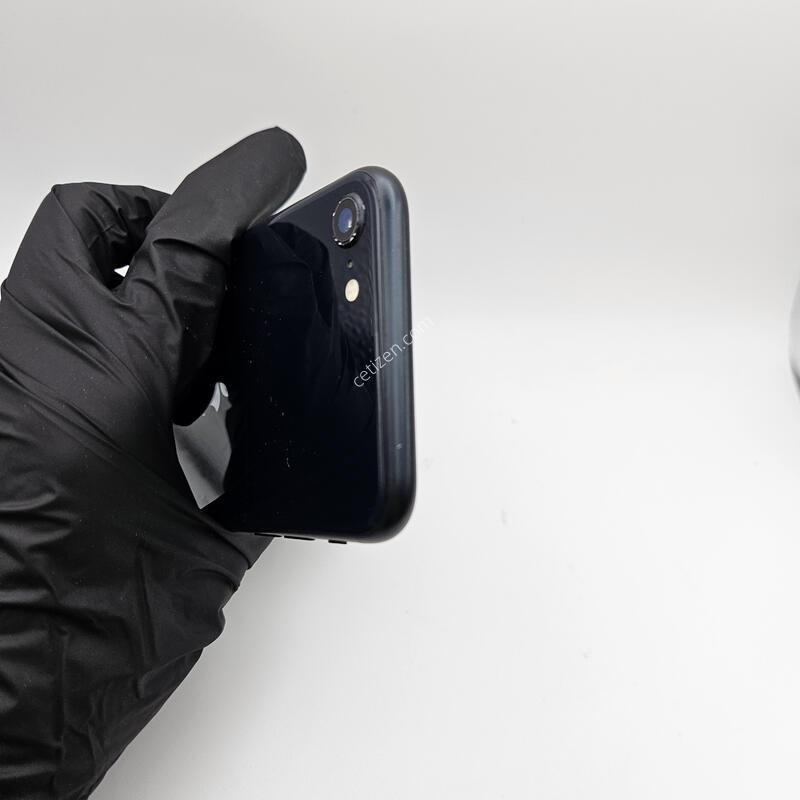 ������SE 3����/ƯS��/���͸�����80%/64GB