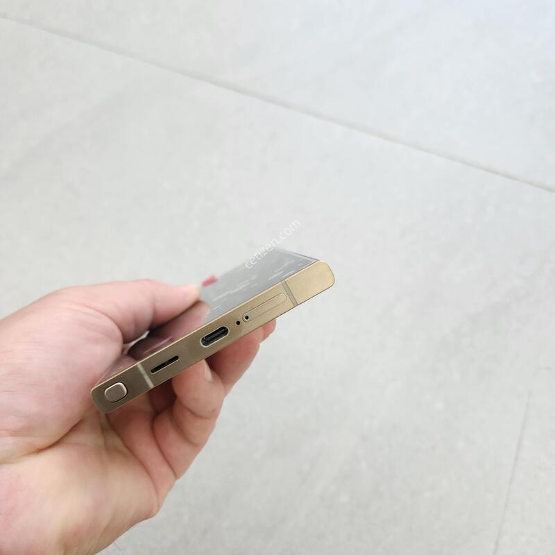 S24��Ʈ��512�Ⱑ ������ ���͸� ��ȯ��ǰ �˴ϴ�