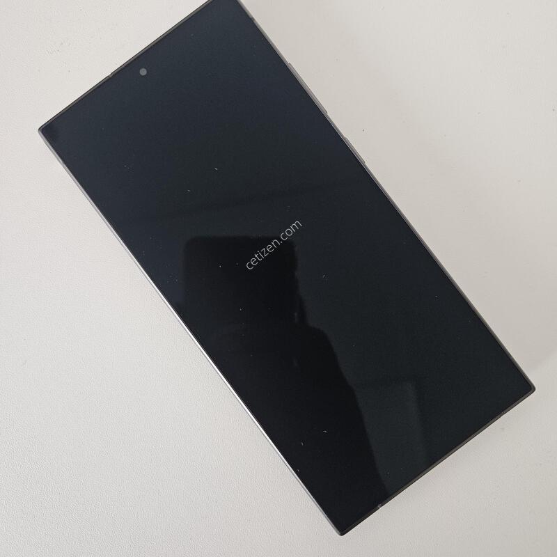 ������ S24 ��Ʈ�� 256GB  ƼŸ�� �׷���