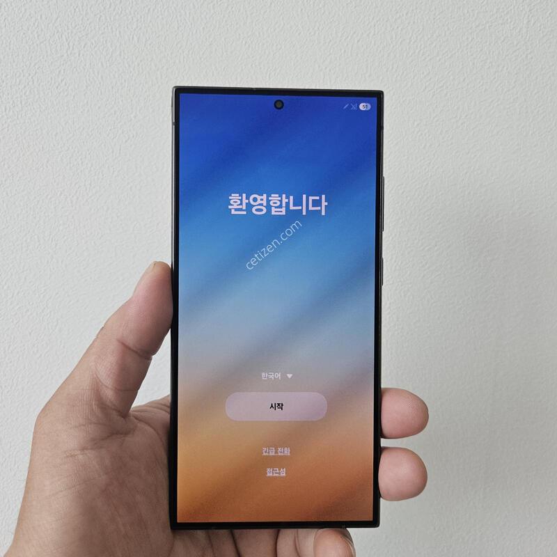 ������ S24 ��Ʈ�� 256GB  ƼŸ�� �׷���