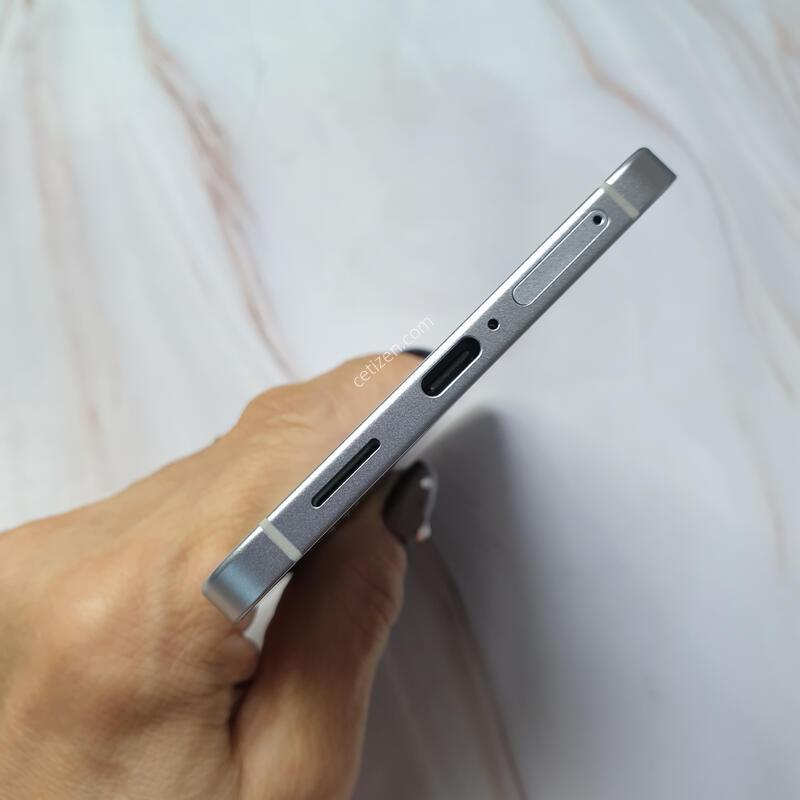 LG ������ S25���� ���� 256G S�� �Ǹ��մϴ�