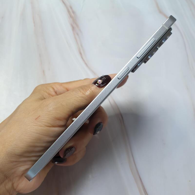 �ڱ��� ������ S25���� �ǹ� 256G S�� �Ǹ��մϴ�