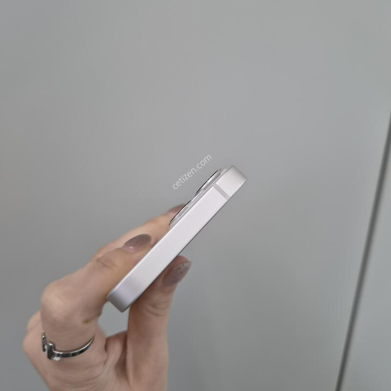 13�̴� 128G ���͸�75% 41370