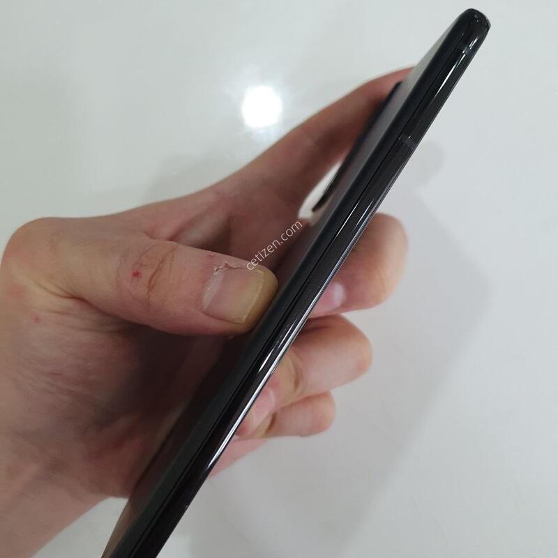 ������ S21 �÷��� 256�Ⱑ �ڱ��� ���ܻ� ���±� �߰��� �����
