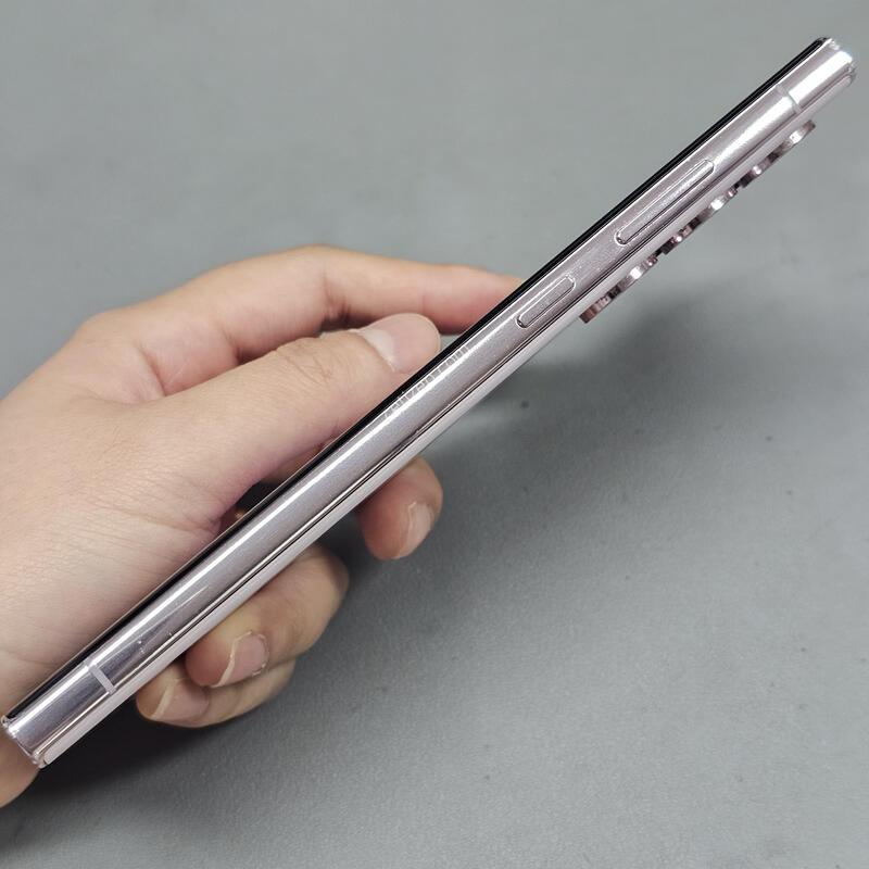 �Ｚ ������ s23��Ʈ�� 256GB �󺥴� �������� �߰��� ~!