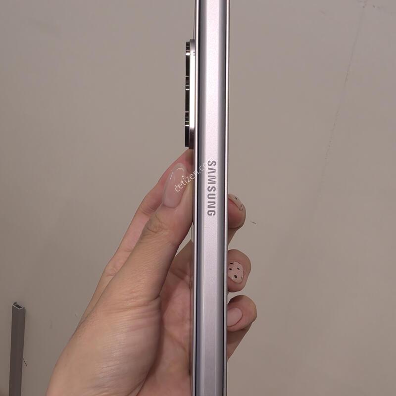 ������Z����6 256GB �׷���