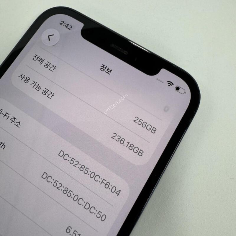 ������12���� �ܰ����� 256GB �۽��Ⱥ��� �Ǹ��մϴ�.