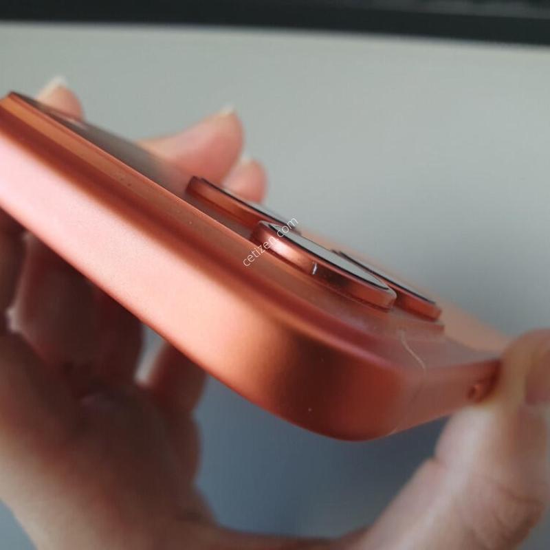 ������17 ���� / 256GB / ������ / ���͸����� 93%
