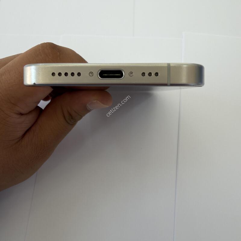 ������15���� 128GB �ǹ� ���͸� 86%