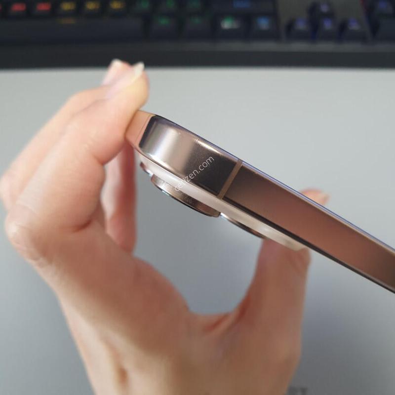 ������16 ���� / 256GB / ����Ʈ ƼŸ�� / ���͸����� 86%
