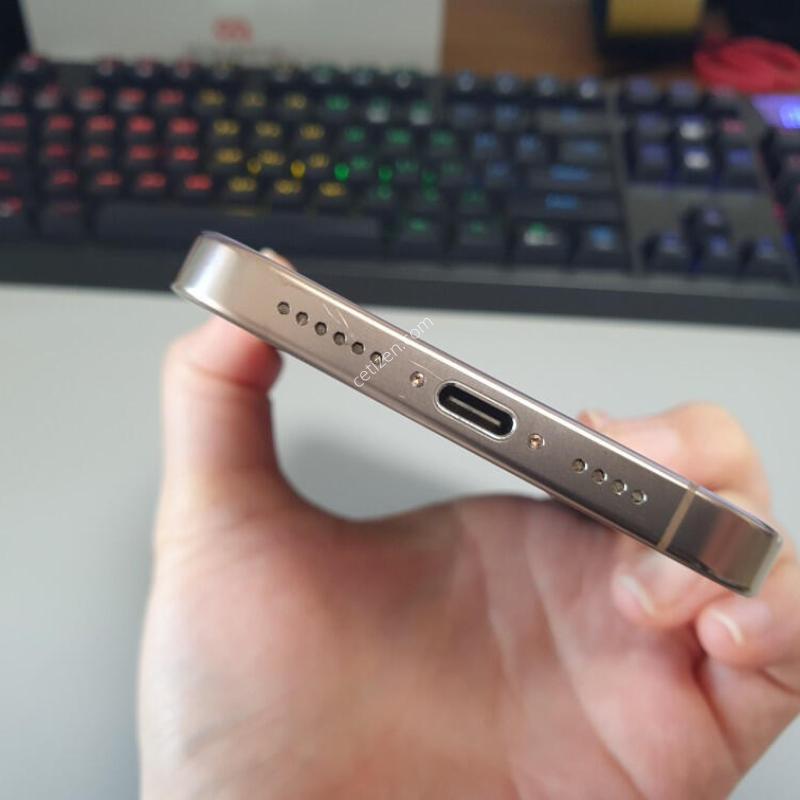 ������16 ���� �ƽ� / 512GB / ����Ʈ ƼŸ�� / ���͸����� 83%