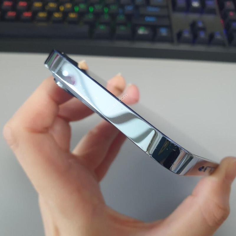 ������13 ���� / 128GB / �ÿ��� ���� / ���͸����� 75%