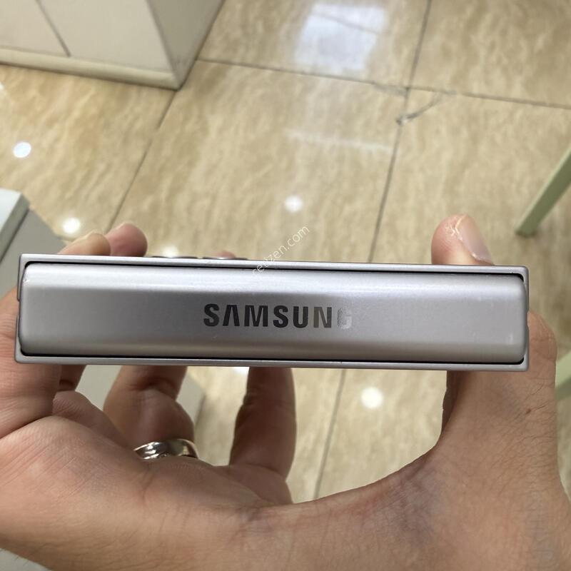 F741 �ø�6 256GB