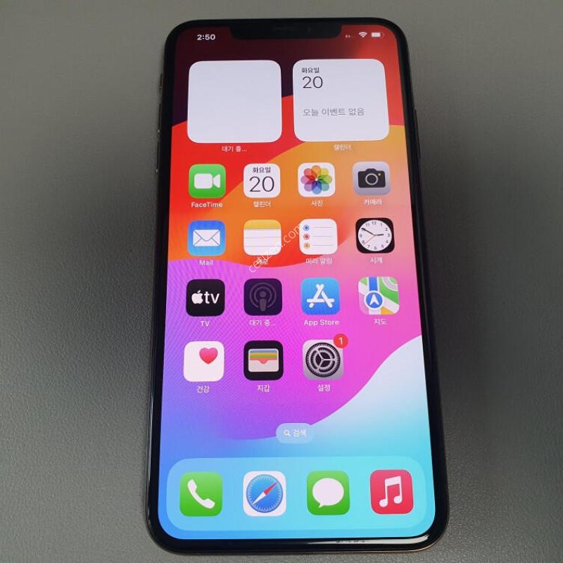 ������Xs �ƽ� / 64GB / ��� / ���͸����� 65%