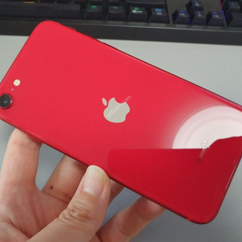 ������ SE2 / 128GB / ���� / ���͸����� 81%