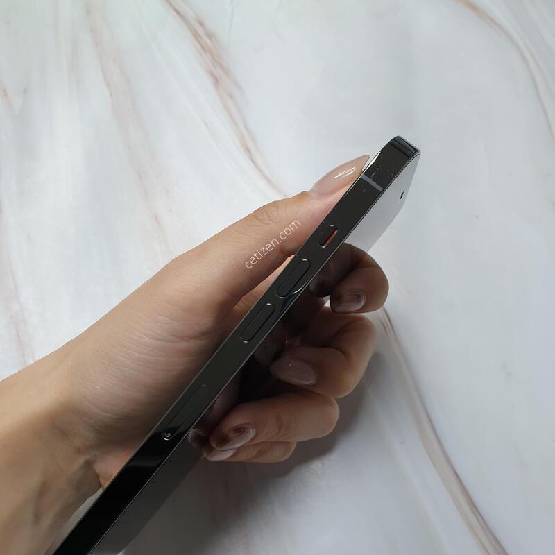 ������ 12���θƽ� ���� 128G A�� �Ǹ��մϴ�