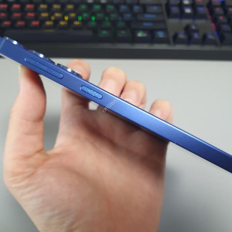 ������ S25 / 512GB / ���̺�